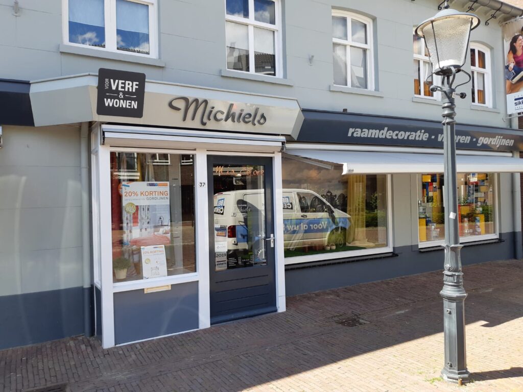 Glas-en Schildersbedrijf Michiels Reusel BV Belcentrale bij Glas- en Schilderbedrijf Michiels Reusel BV