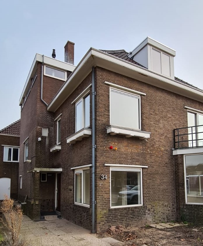Par Excellence Holding BV